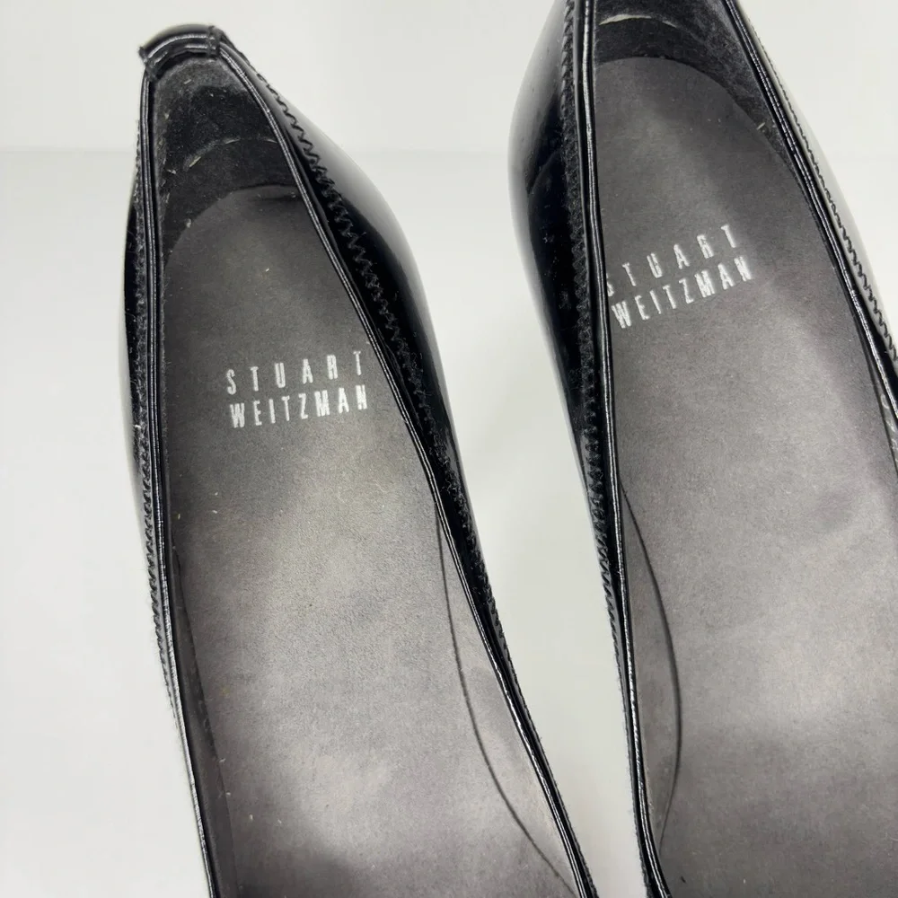 Stuart Weitzman brand stuart